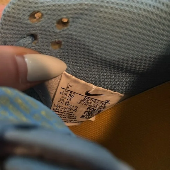 Nike Dunk Low - Picture 5 of 6